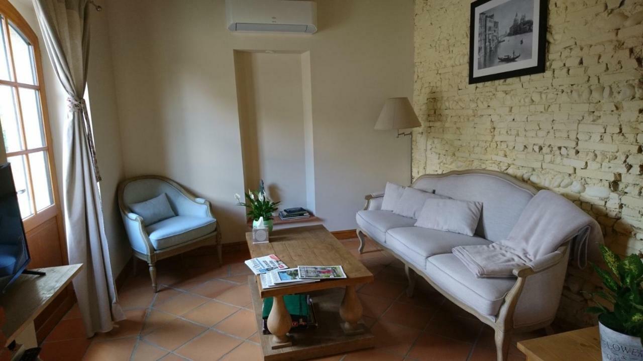 Le Clos Du Cedre Launac Dış mekan fotoğraf